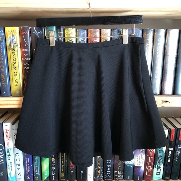 La Hearts Dresses & Skirts - Black Polyester LA Hearts Circle Skater Skirt L